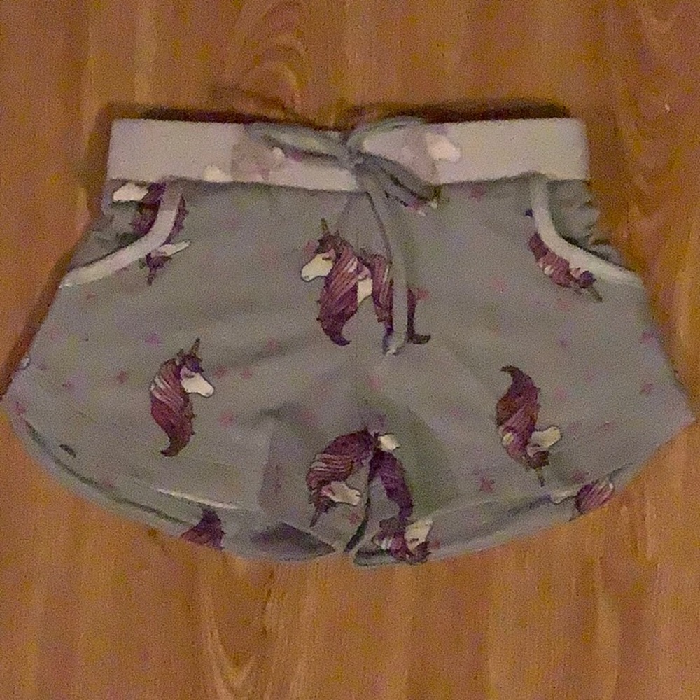 Girl Dolphin Short silver/mauve Unicorn